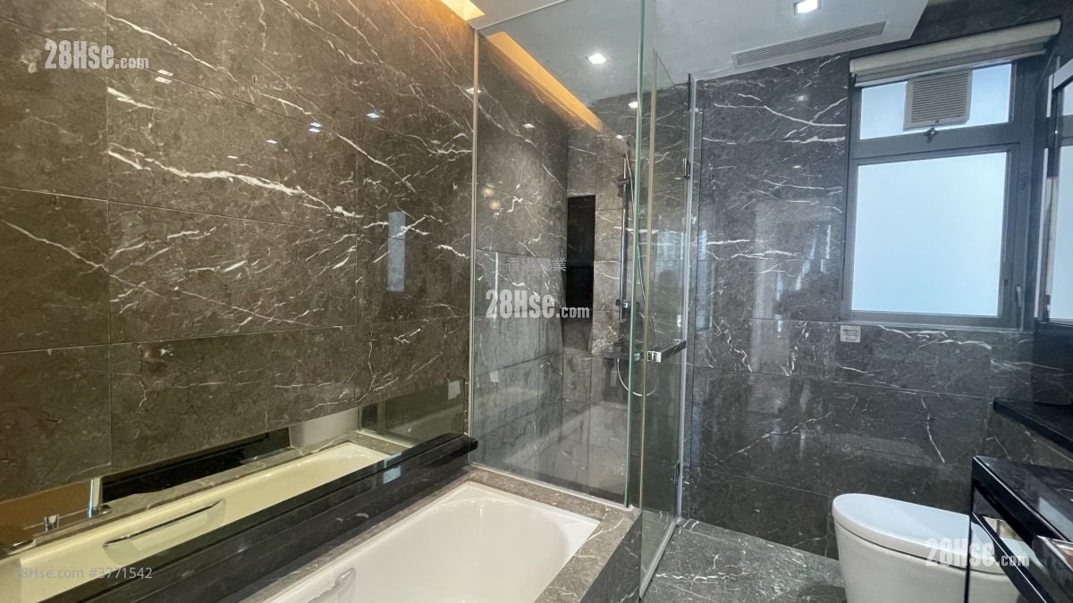 The Wings Sell 5+ Bedrooms , 3 Bathrooms 872 ft²