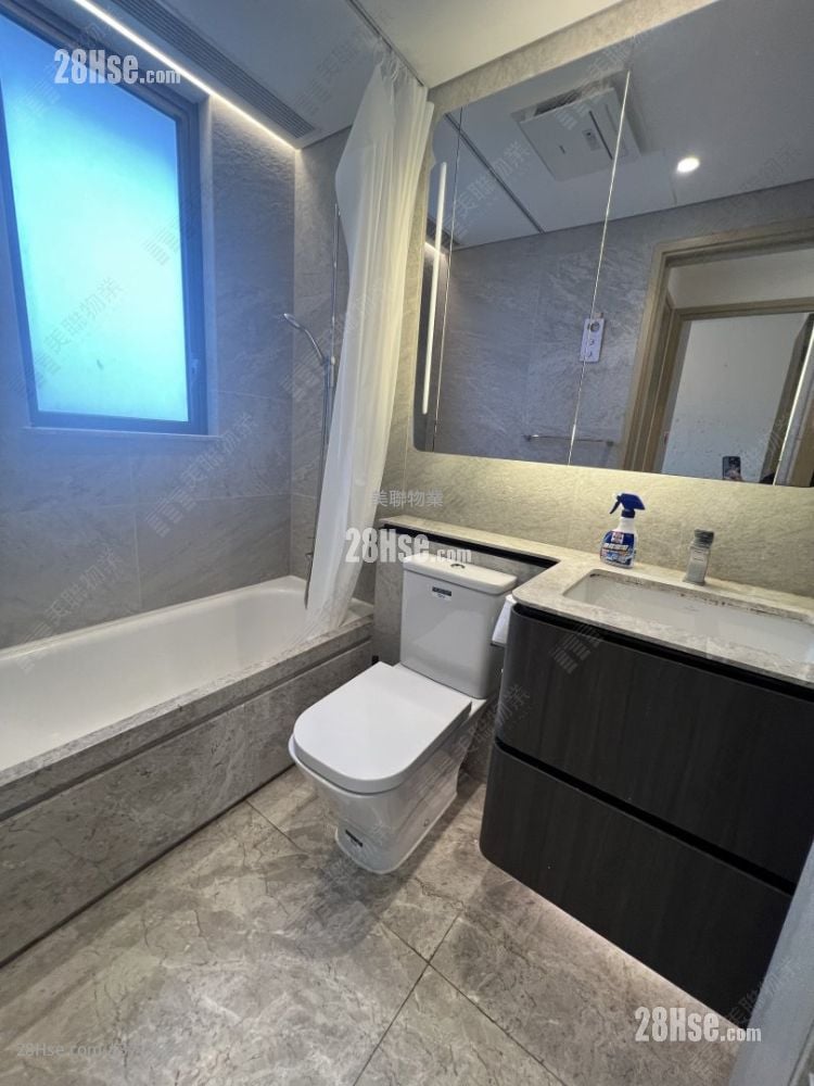 The Arles Sell 2 Bedrooms 552 ft²