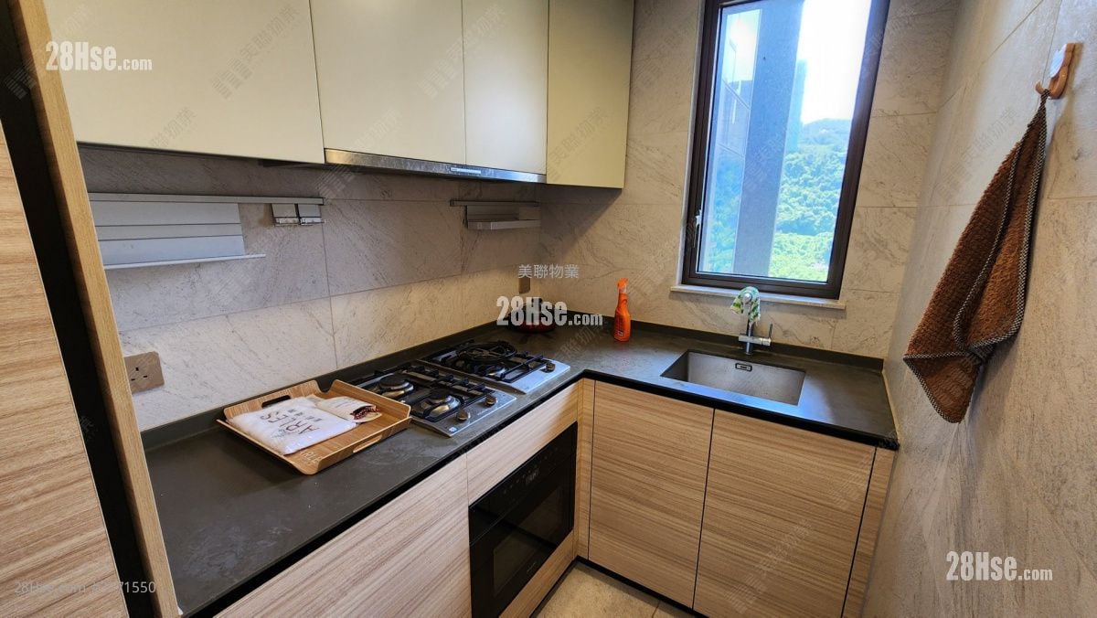 The Arles Sell 2 Bedrooms 552 ft²