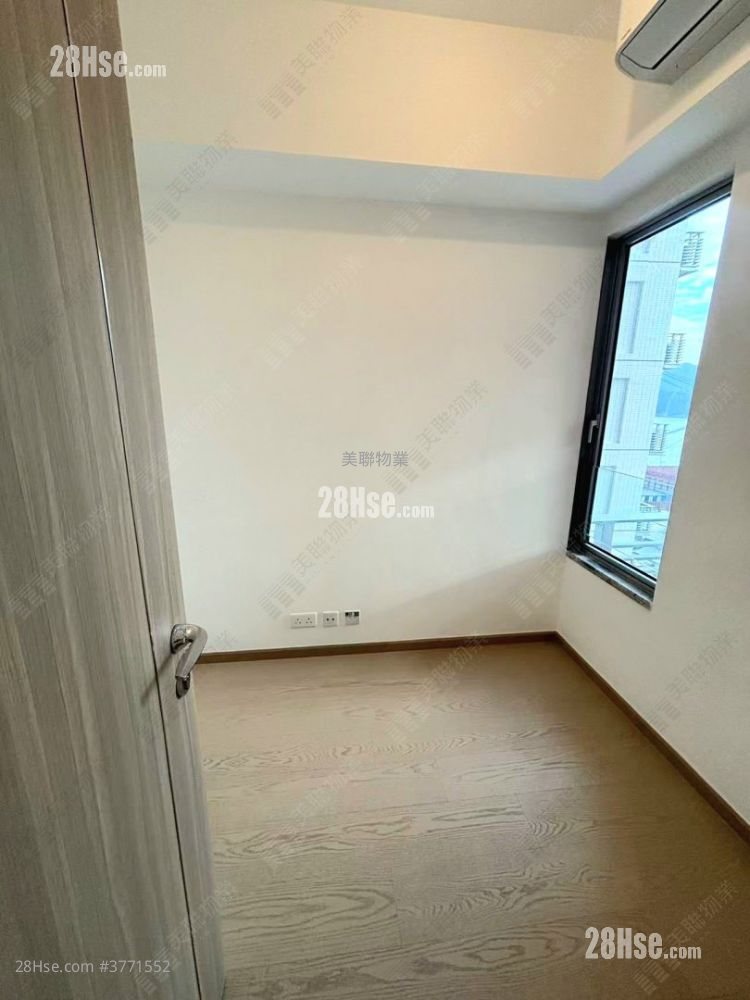 The Coast Line Sell 3 Bedrooms , 2 Bathrooms 707 ft²