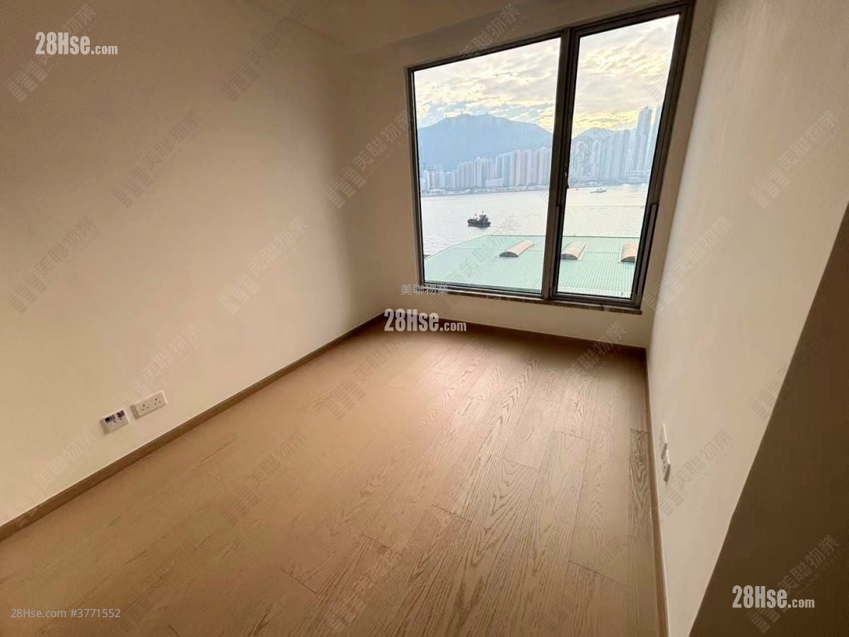 The Coast Line Sell 3 Bedrooms , 2 Bathrooms 707 ft²