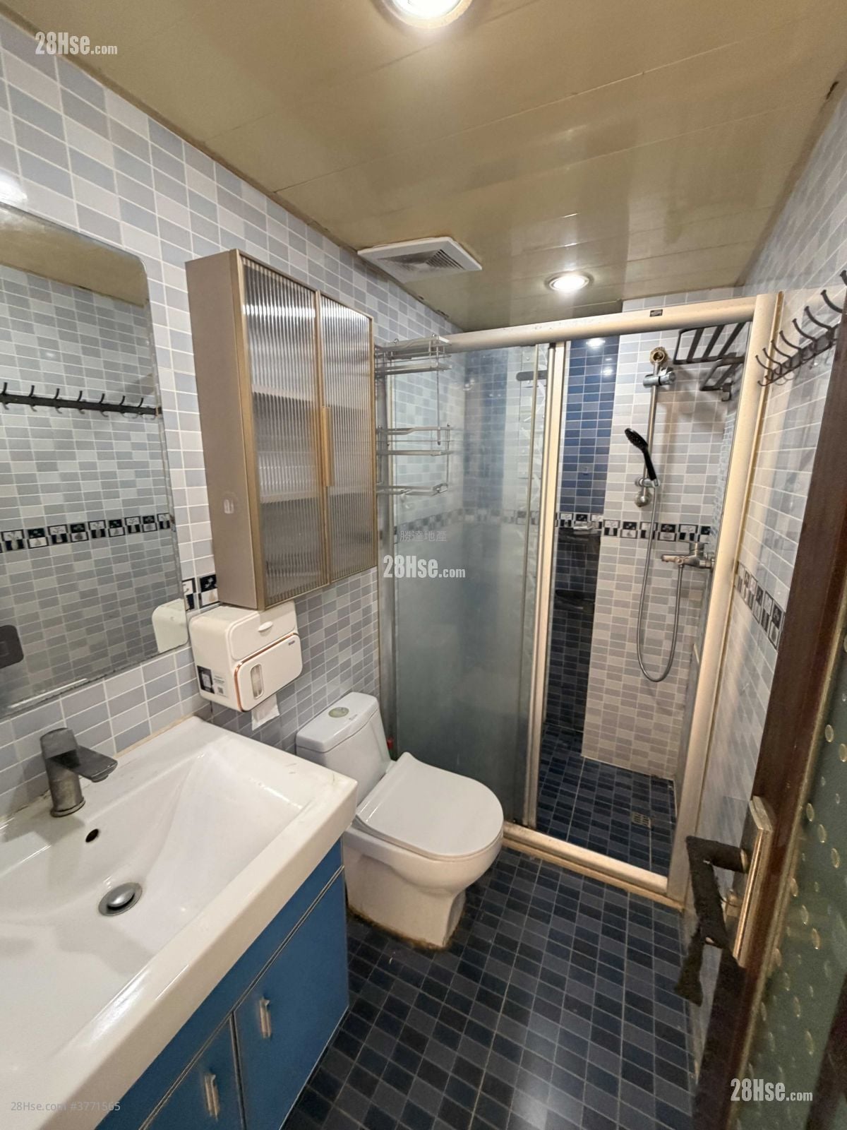 名人居 租盘 3 房 , 1 浴室 512 平方尺