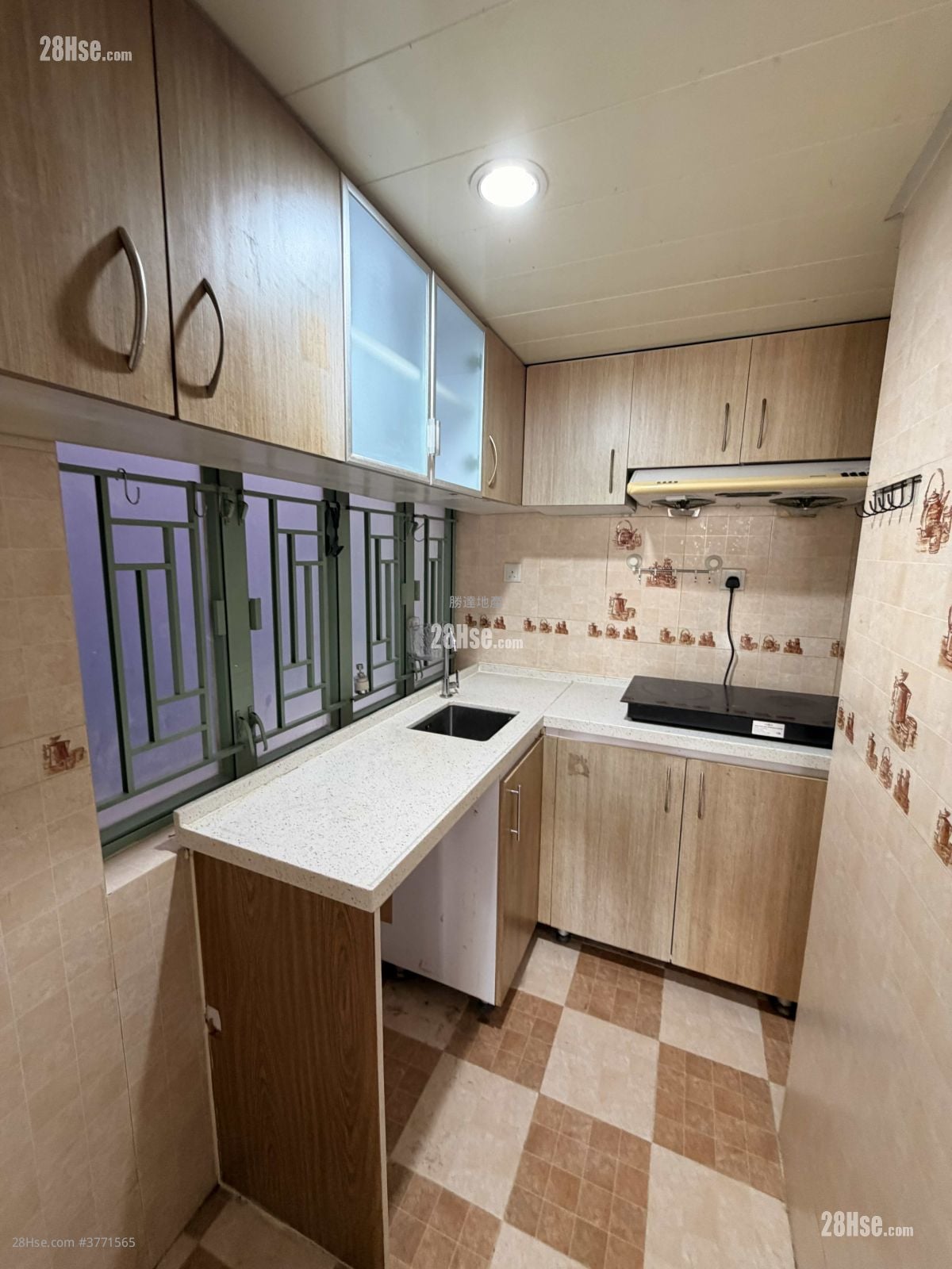 名人居 租盘 3 房 , 1 浴室 512 平方尺