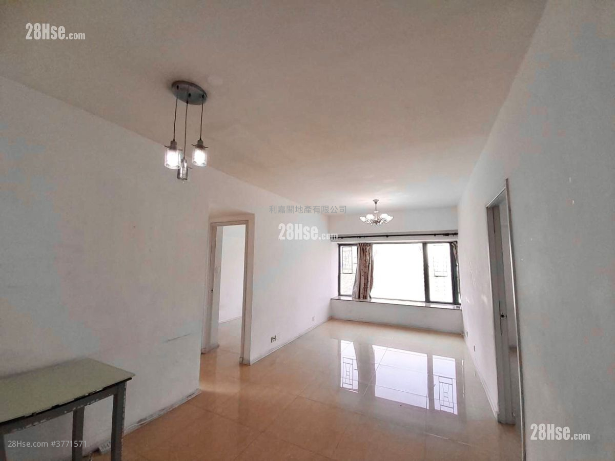 蓝澄湾 售盘 3 房 690 平方尺