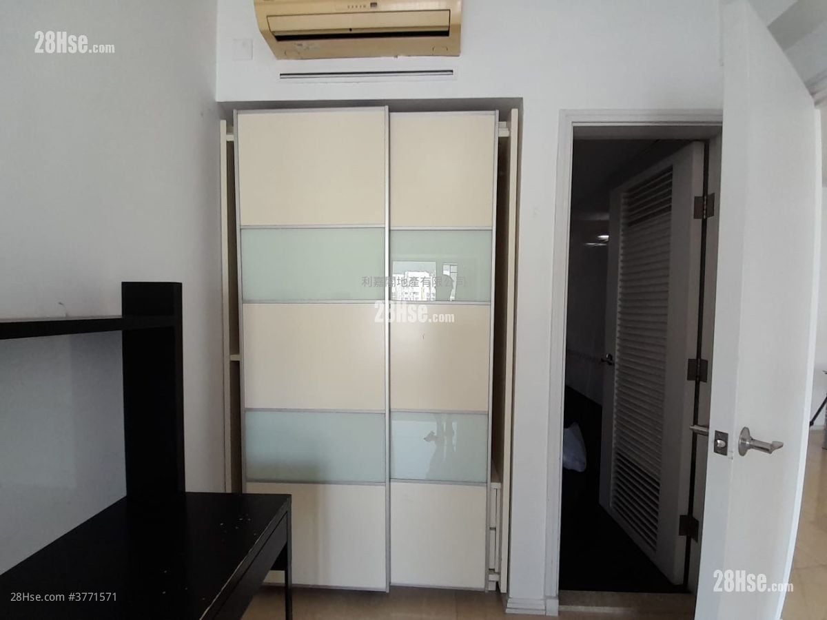 蓝澄湾 售盘 3 房 690 平方尺