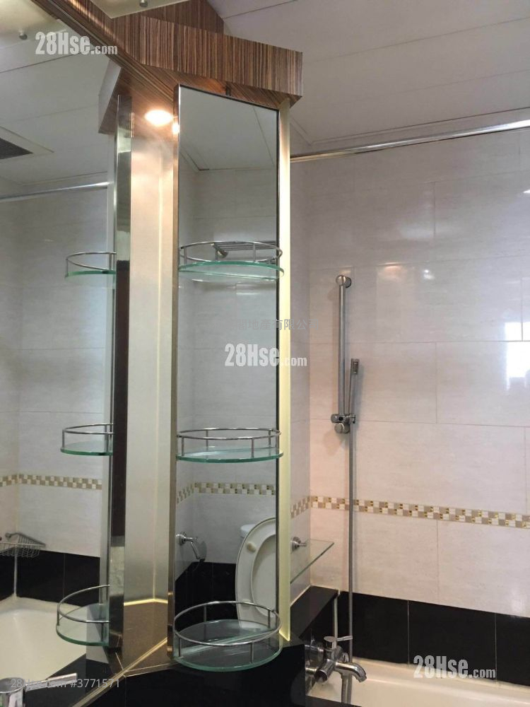 蓝澄湾 售盘 3 房 690 平方尺