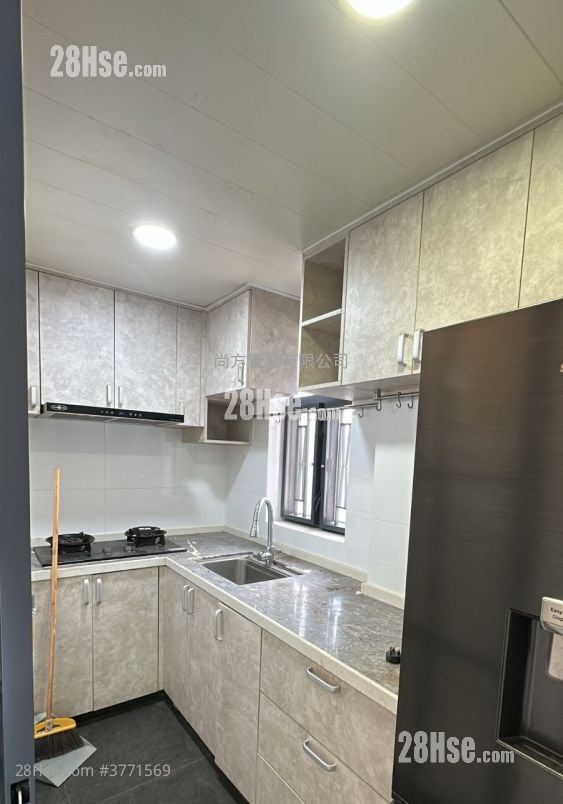 Village Sell 3 Bedrooms , 1 Bathroom 700 ft²