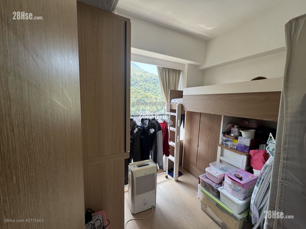 Island Garden Sell 3 Bedrooms , 2 Bathrooms 991 ft²