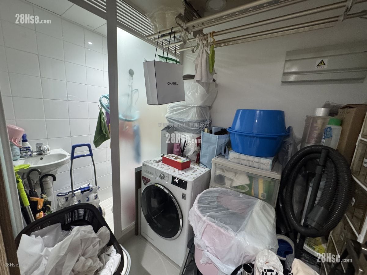 Island Garden Sell 3 Bedrooms , 2 Bathrooms 991 ft²