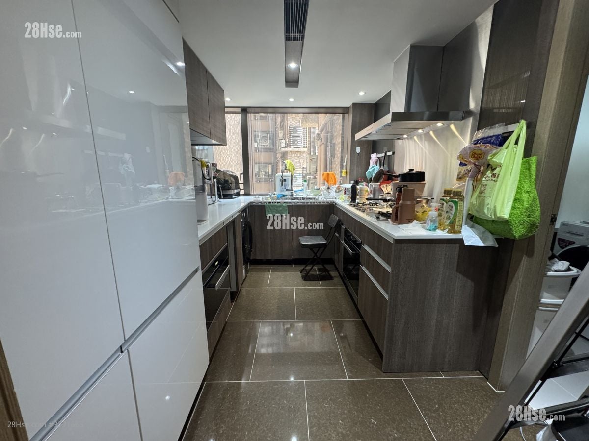 Island Garden Sell 3 Bedrooms , 2 Bathrooms 991 ft²