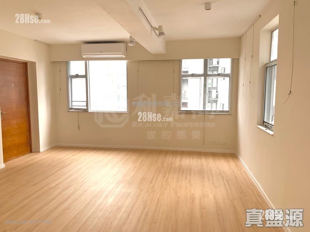 Ryan Mansion Sell Studio , 1 Bathroom 337 ft²