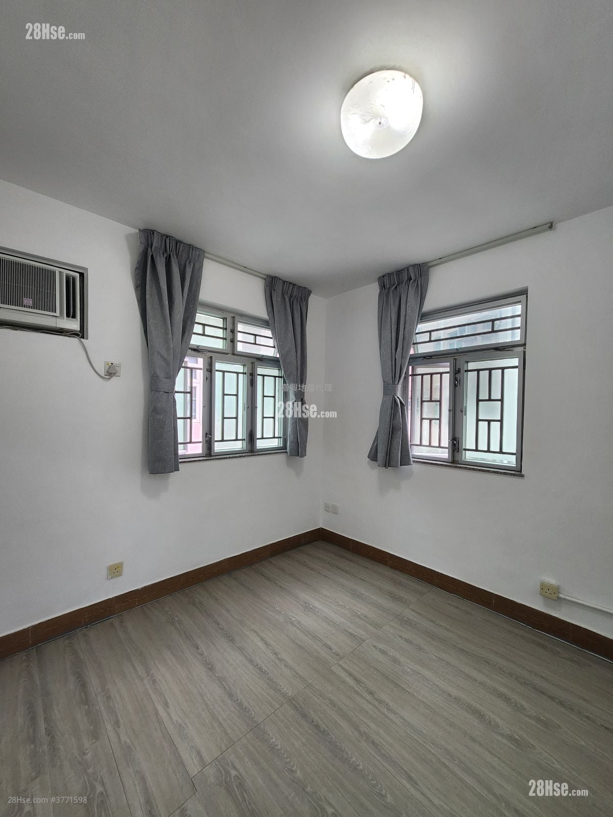 村屋 售盘 3 房 , 1 浴室