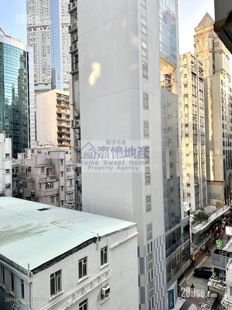 单幢楼房 租盘 2 房 , 1 浴室 322 平方尺