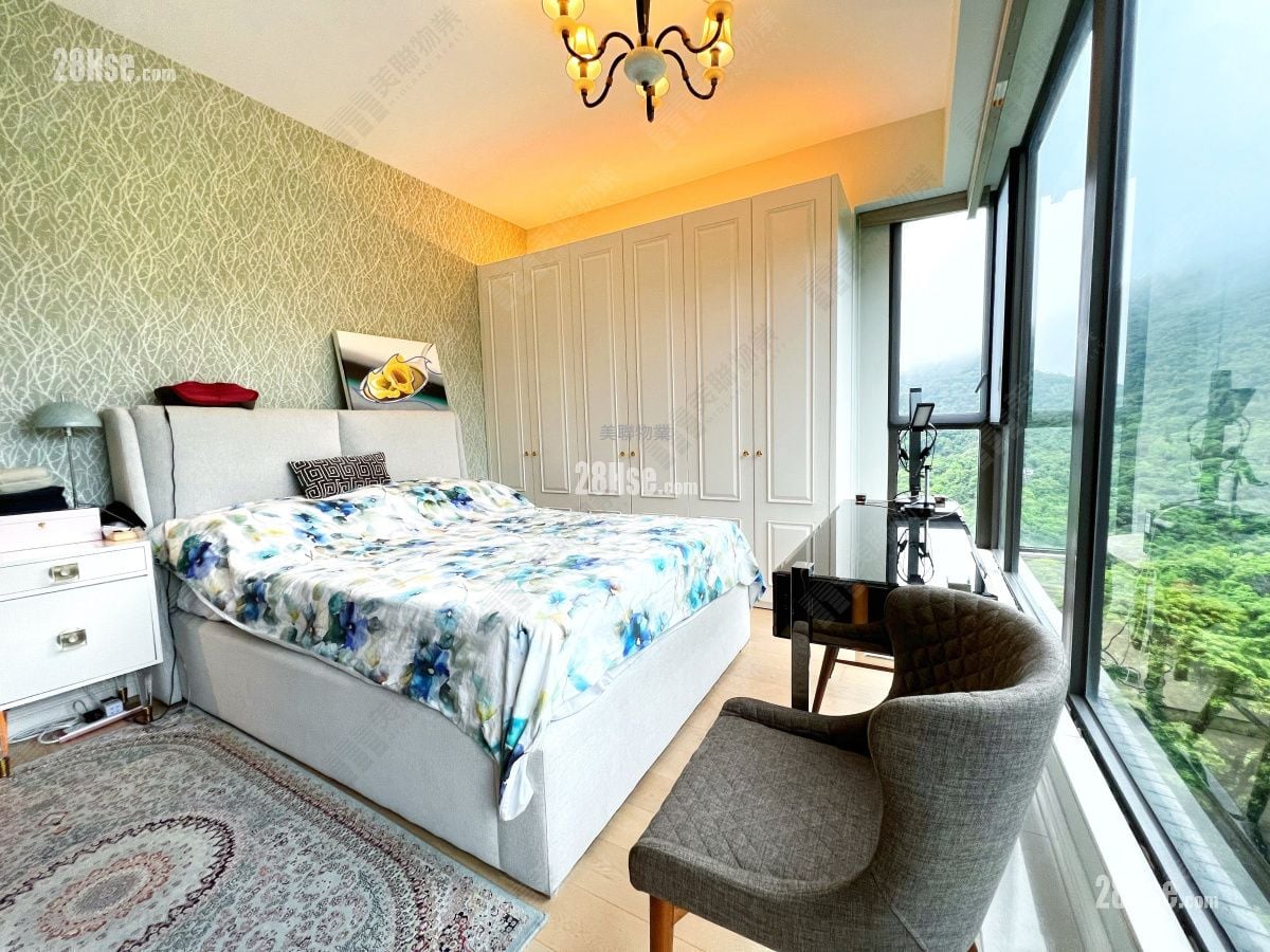 Dragons Range Sell 4 Bedrooms 1,490 ft²