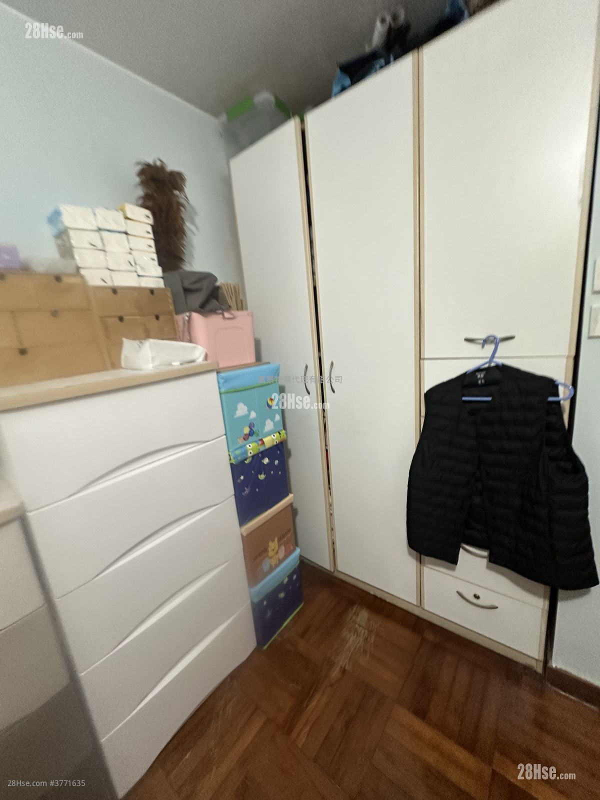 Village Sell 3 Bedrooms , 1 Bathroom 653 ft²