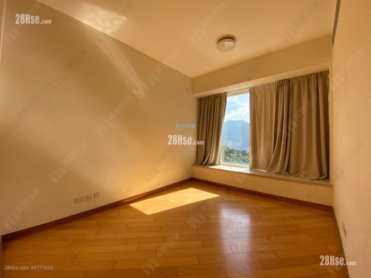 壹号云顶 售盘 3 房 1,087 平方尺