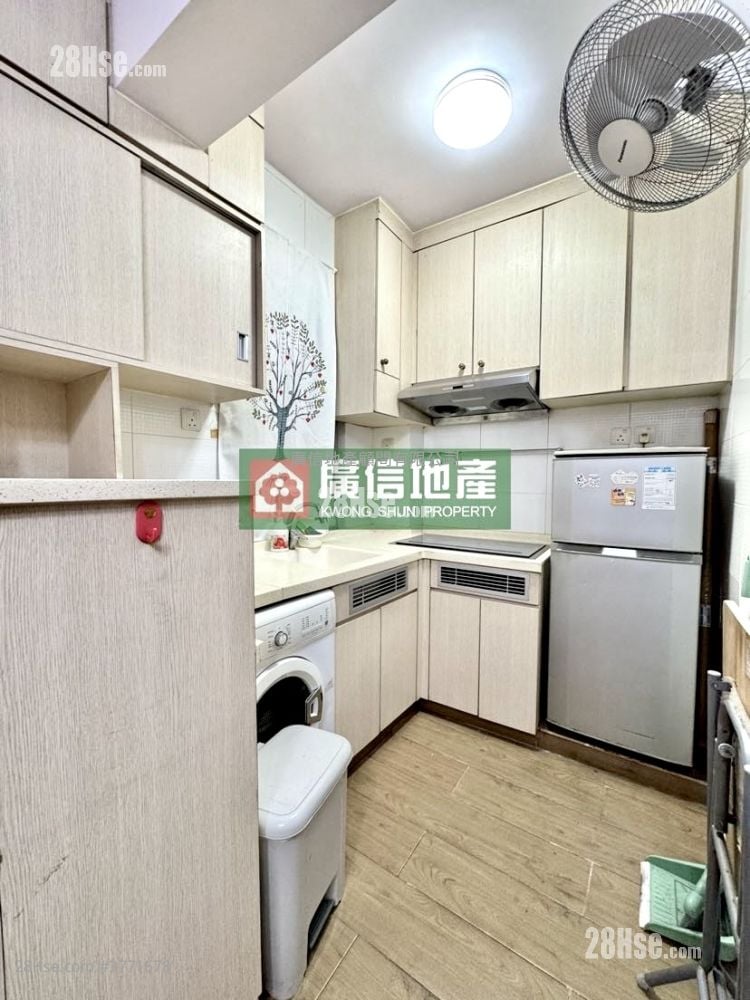 广荣大厦 售盘 2 房 , 1 浴室 283 平方尺