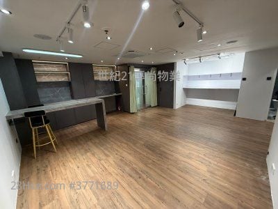 荣昌工业大厦 租盘 2 房 , 1 厕所