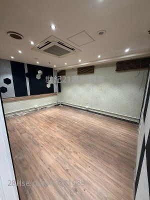 荣昌工业大厦 租盘 2 房 , 1 厕所