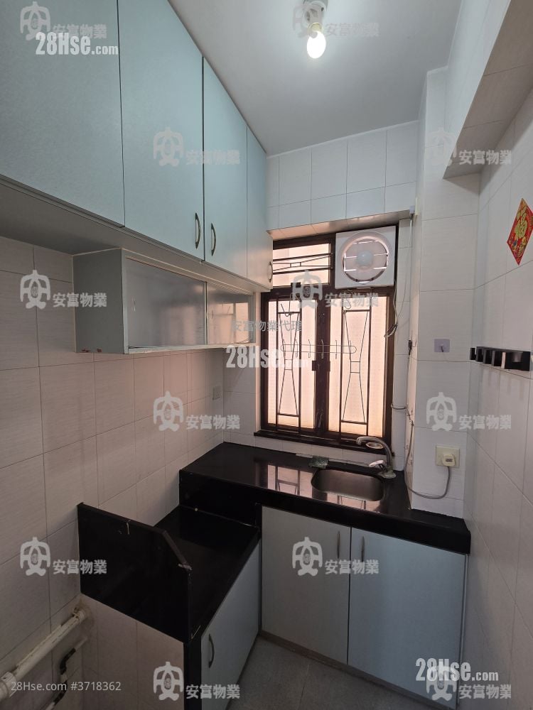 单幢楼房 售盘 2 房 , 1 浴室 306 平方尺