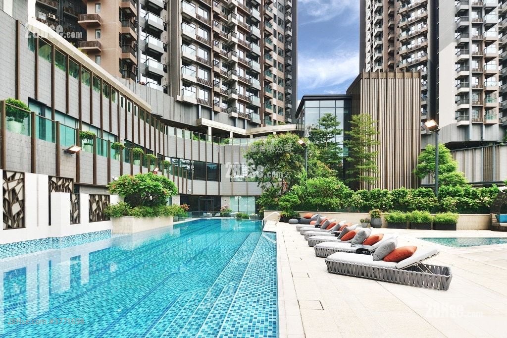 Sol City Sell 2 Bedrooms 537 ft²