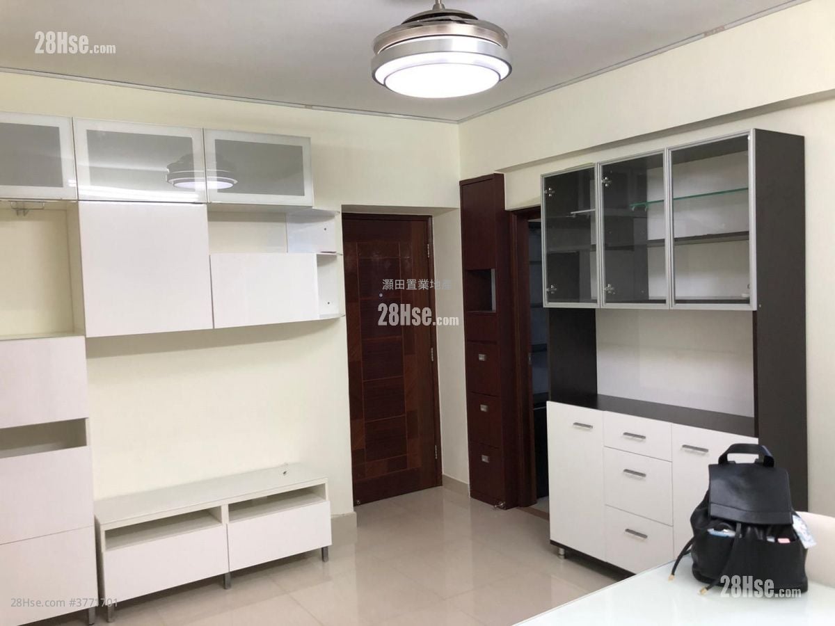 鸿祥大厦 售盘 3 房 , 1 浴室 433 平方尺