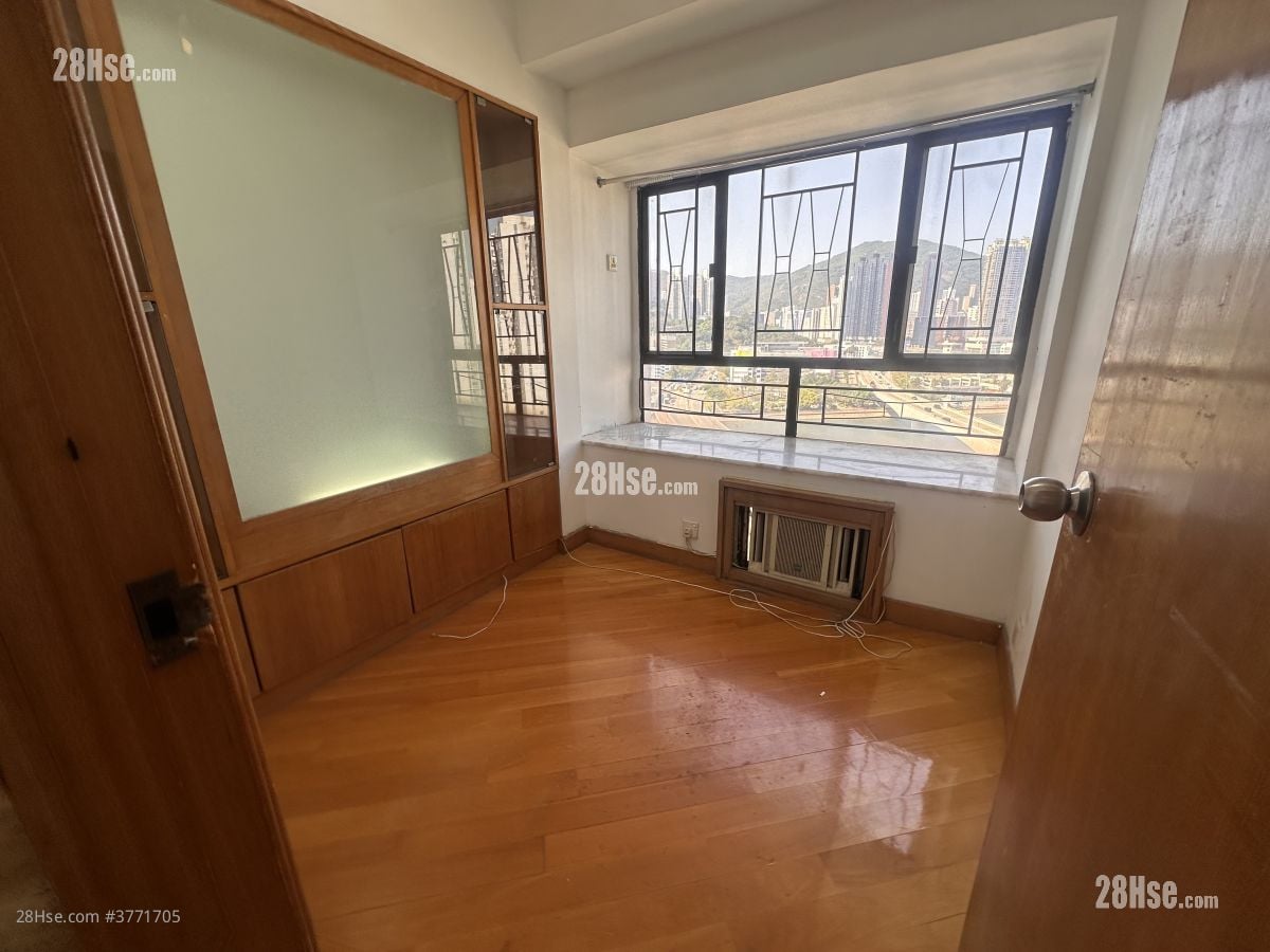 Belair Gardens Sell 3 Bedrooms 560 ft²