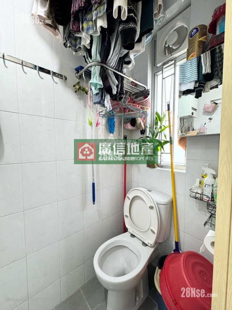 908 Canton Road Sell 2 Bedrooms , 1 Bathroom 258 ft²