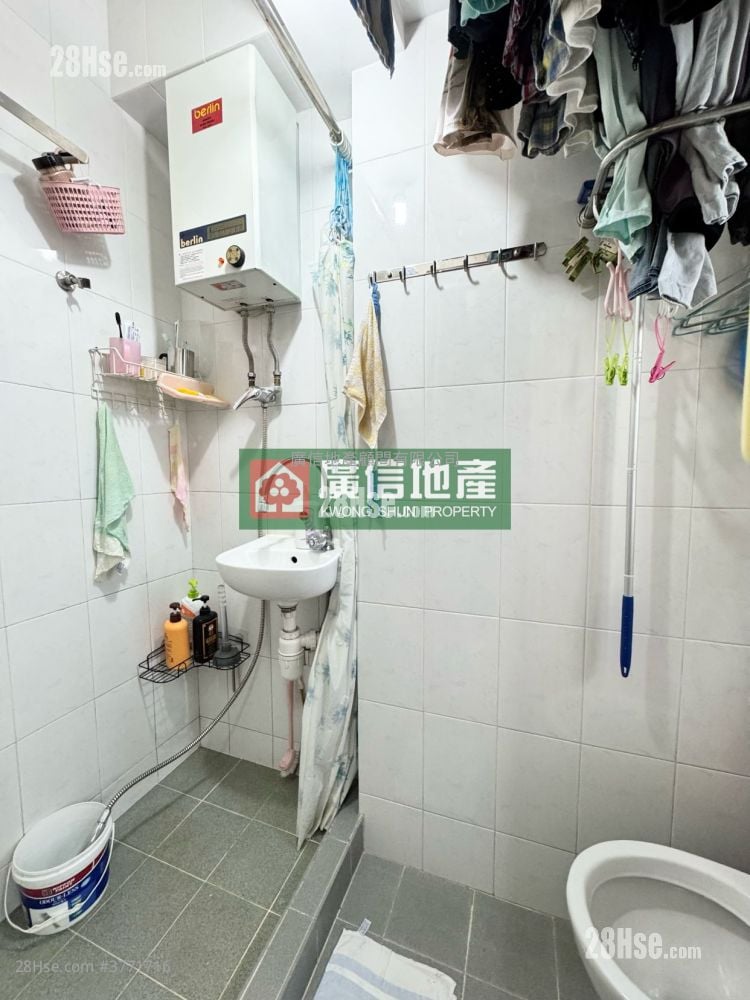 908 Canton Road Sell 2 Bedrooms , 1 Bathroom 258 ft²