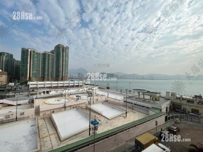 Whampoa Garden Sell 4 Bedrooms 833 ft²