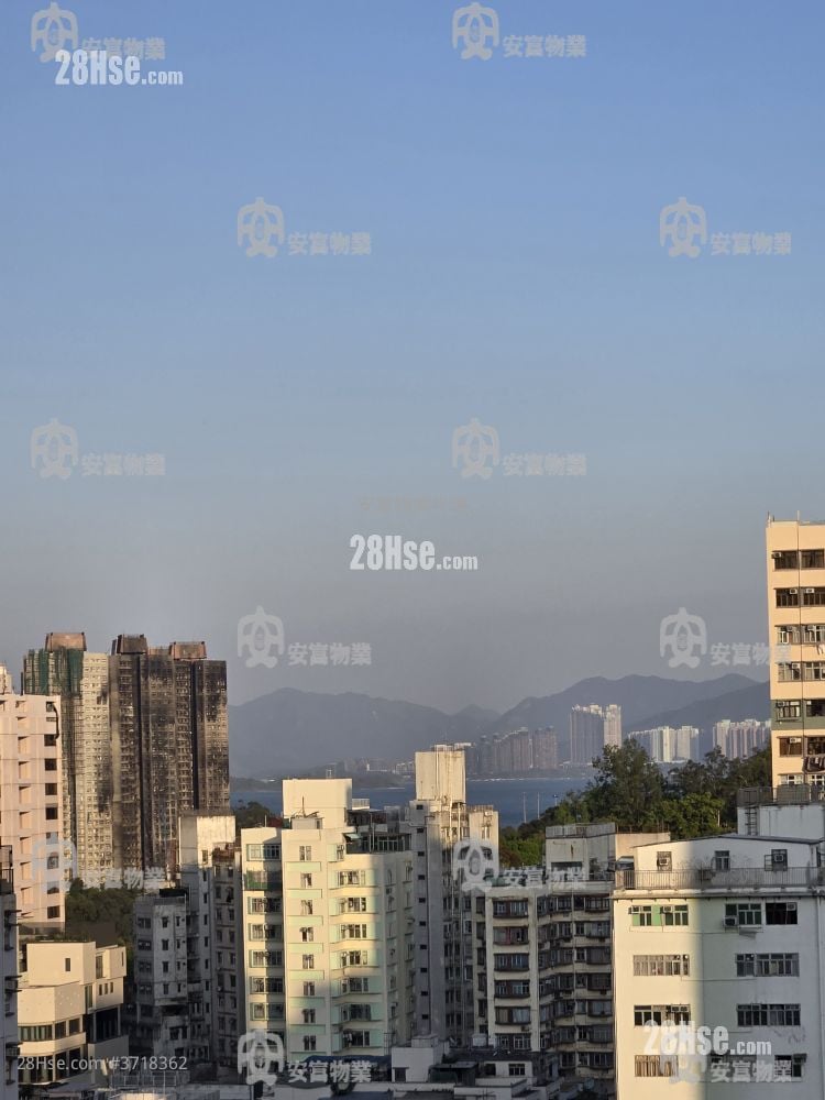 单幢楼房 售盘 2 房 , 1 浴室 306 平方尺