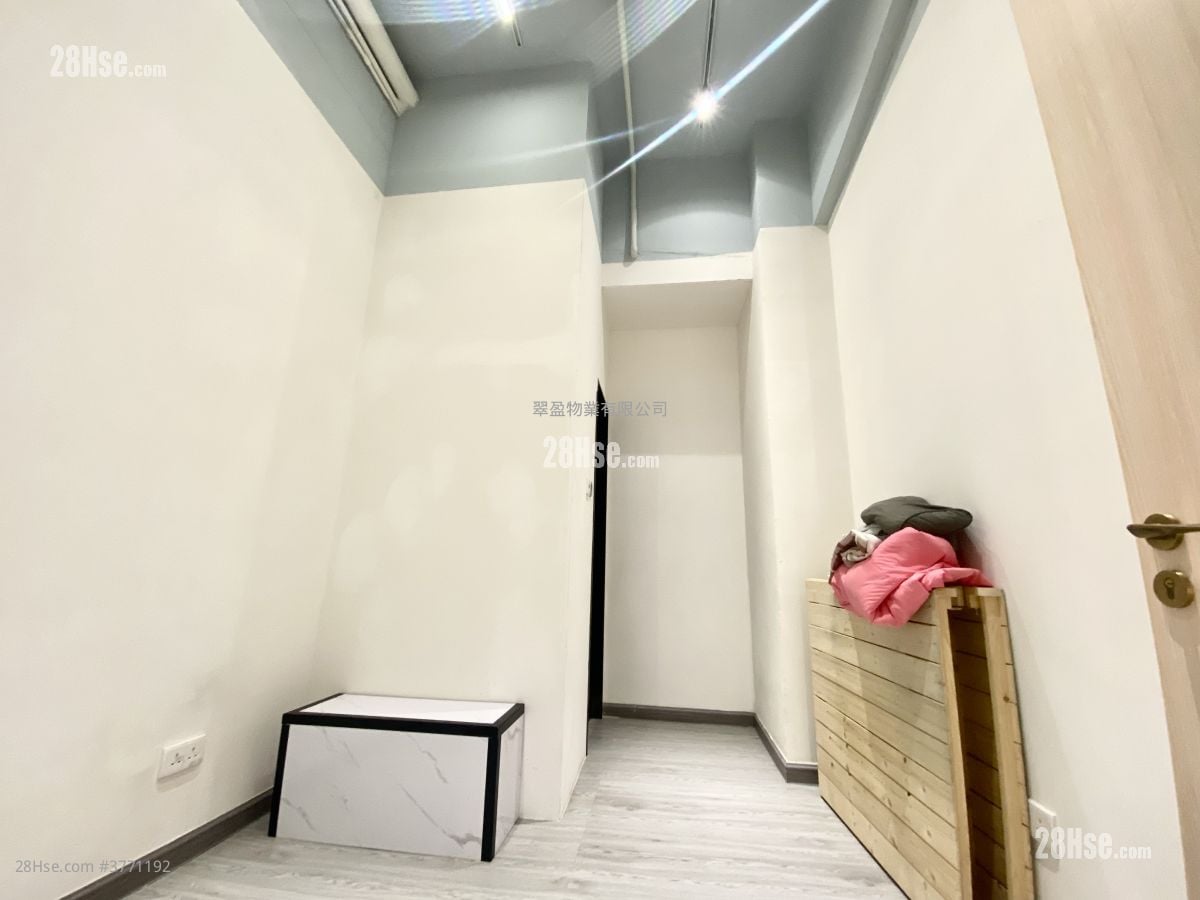 新怡生工业大厦 租盘