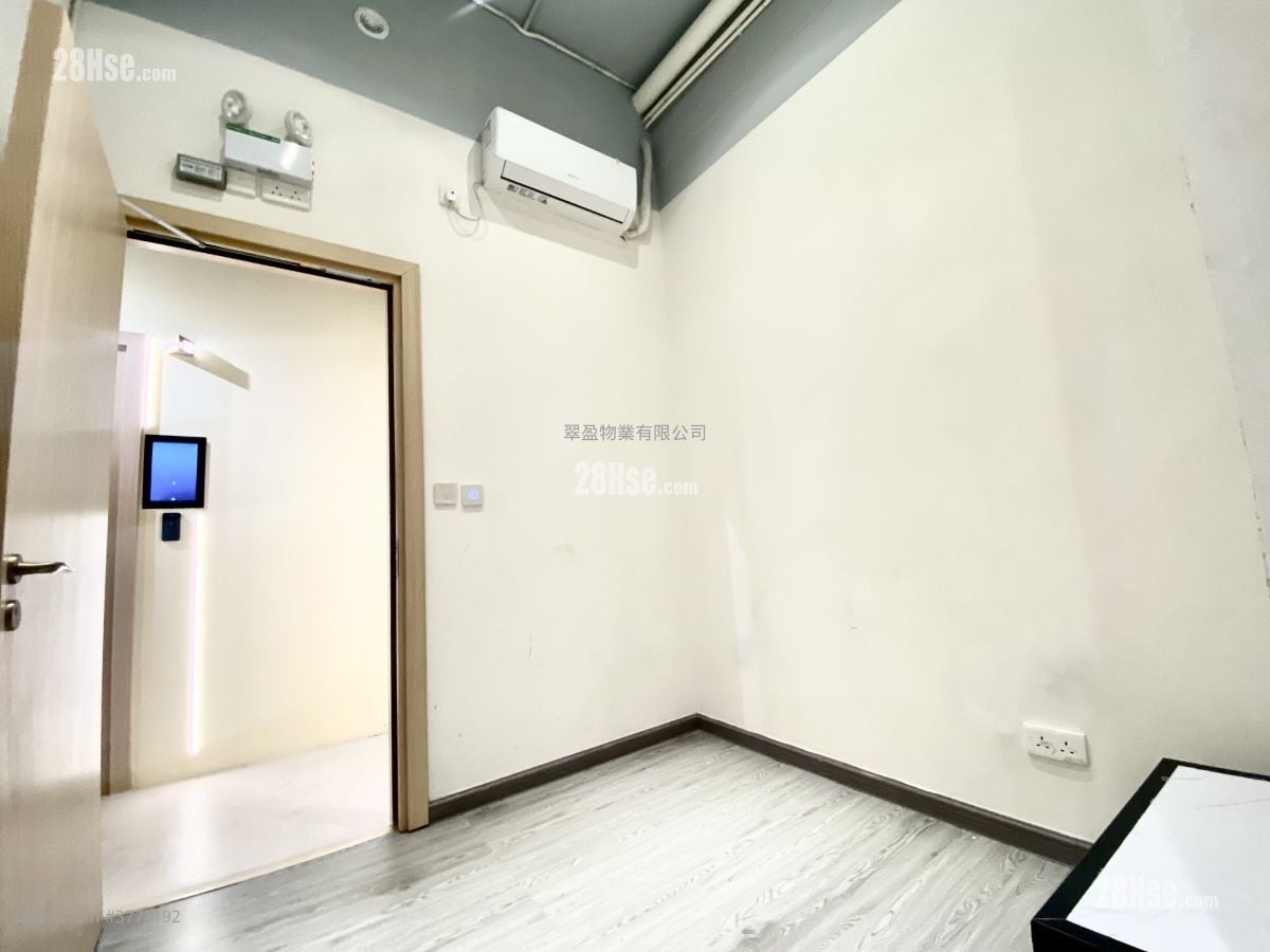 新怡生工业大厦 租盘