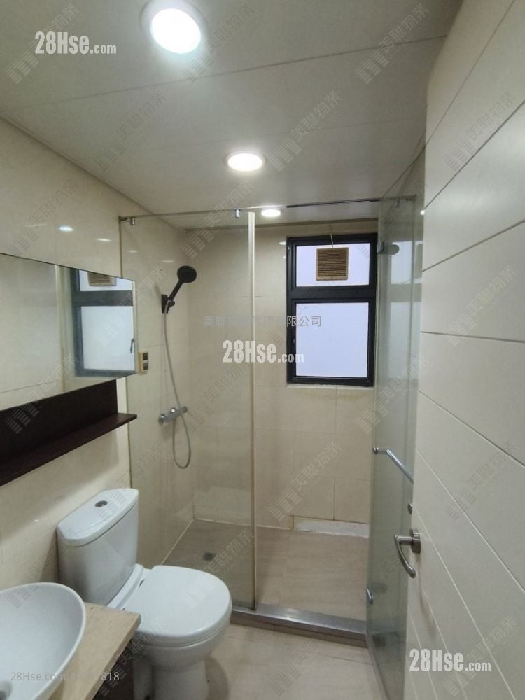 H Cube Sell 238 ft²