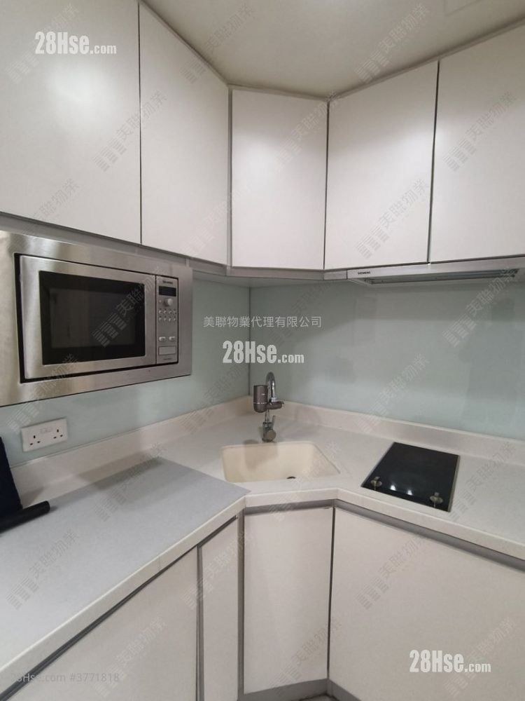 H Cube Sell 238 ft²