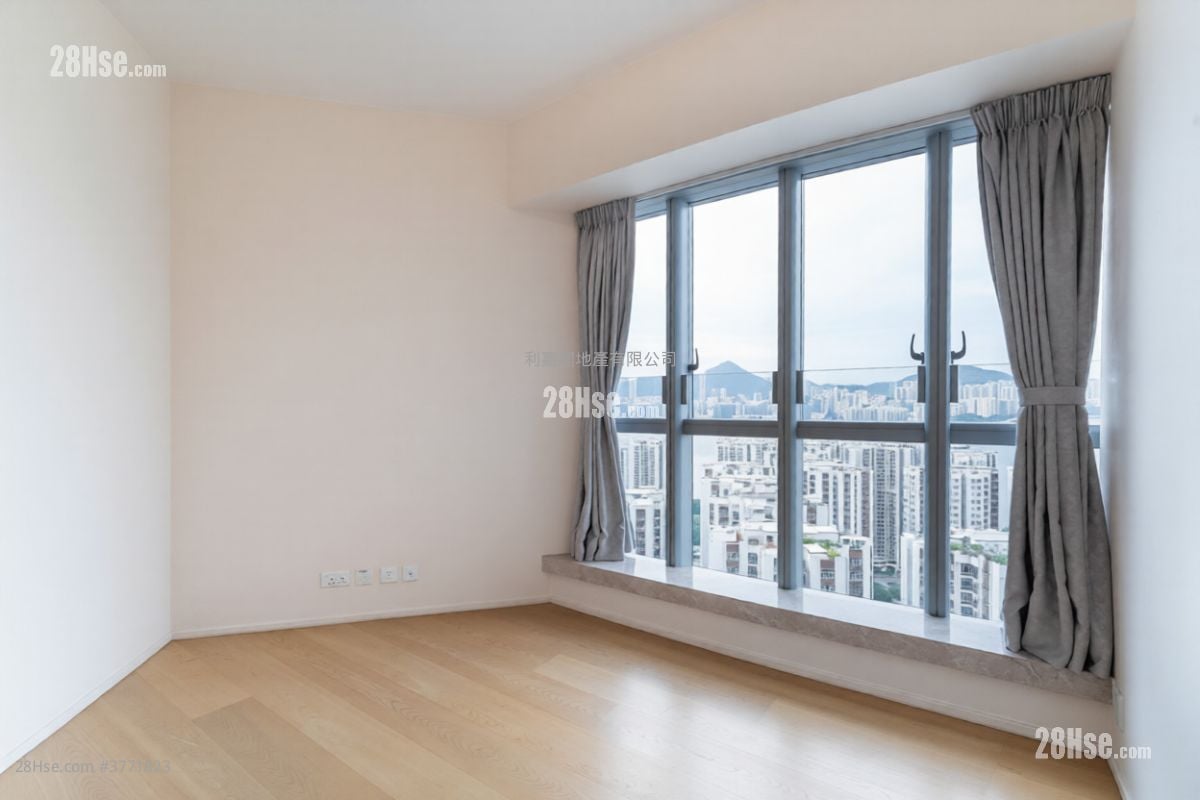 Mount Parker Residences Sell 4 Bedrooms , 3 Bathrooms 1,396 ft²