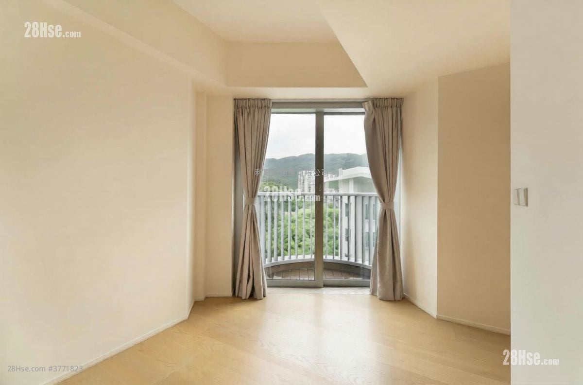 Mount Parker Residences Sell 4 Bedrooms , 3 Bathrooms 1,396 ft²