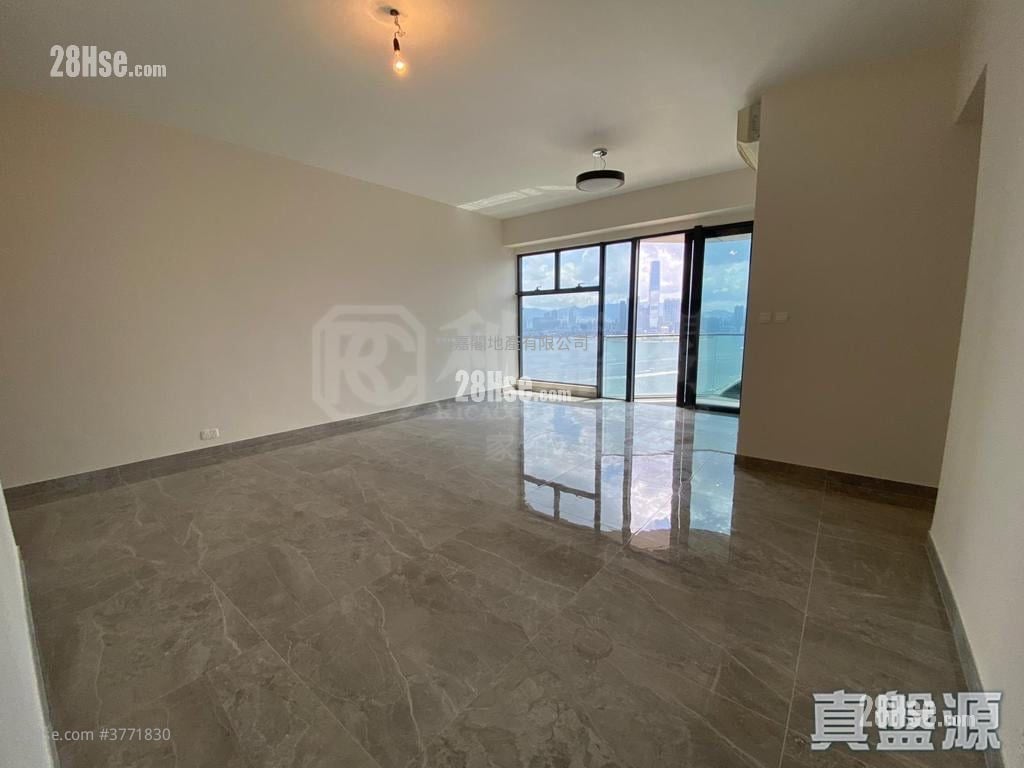 Upton Sell 3 Bedrooms 1,053 ft²