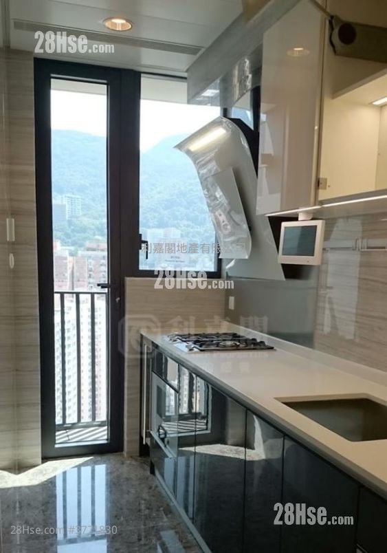 Upton Sell 3 Bedrooms 1,053 ft²