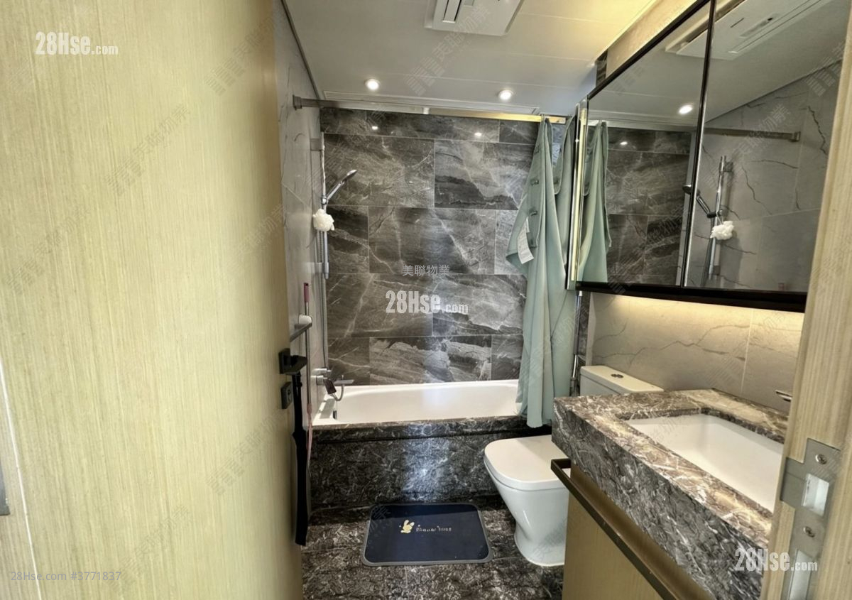 MALIBU 售盘 2 房 , 1 浴室 459 平方尺