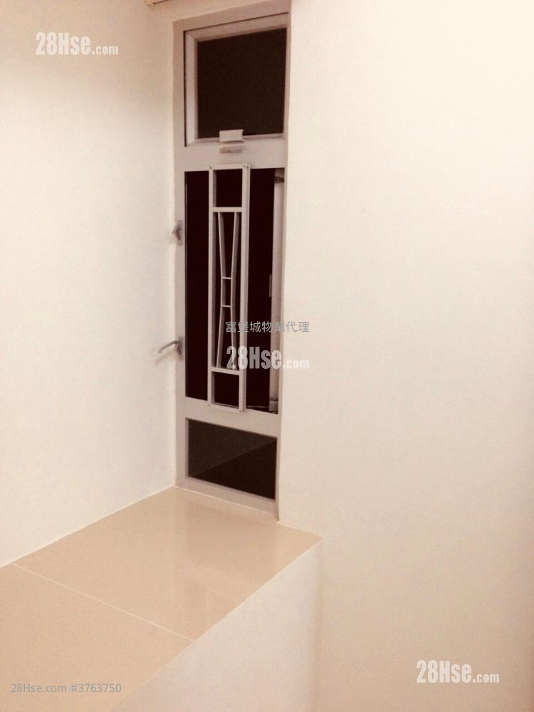 希尔顿中心 售盘 2 房 , 1 浴室 283 平方尺