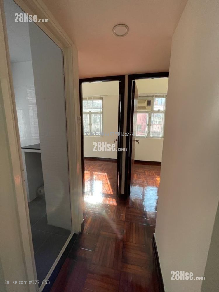 Kam Chung Building Sell 2 Bedrooms , 1 Bathroom 356 ft²
