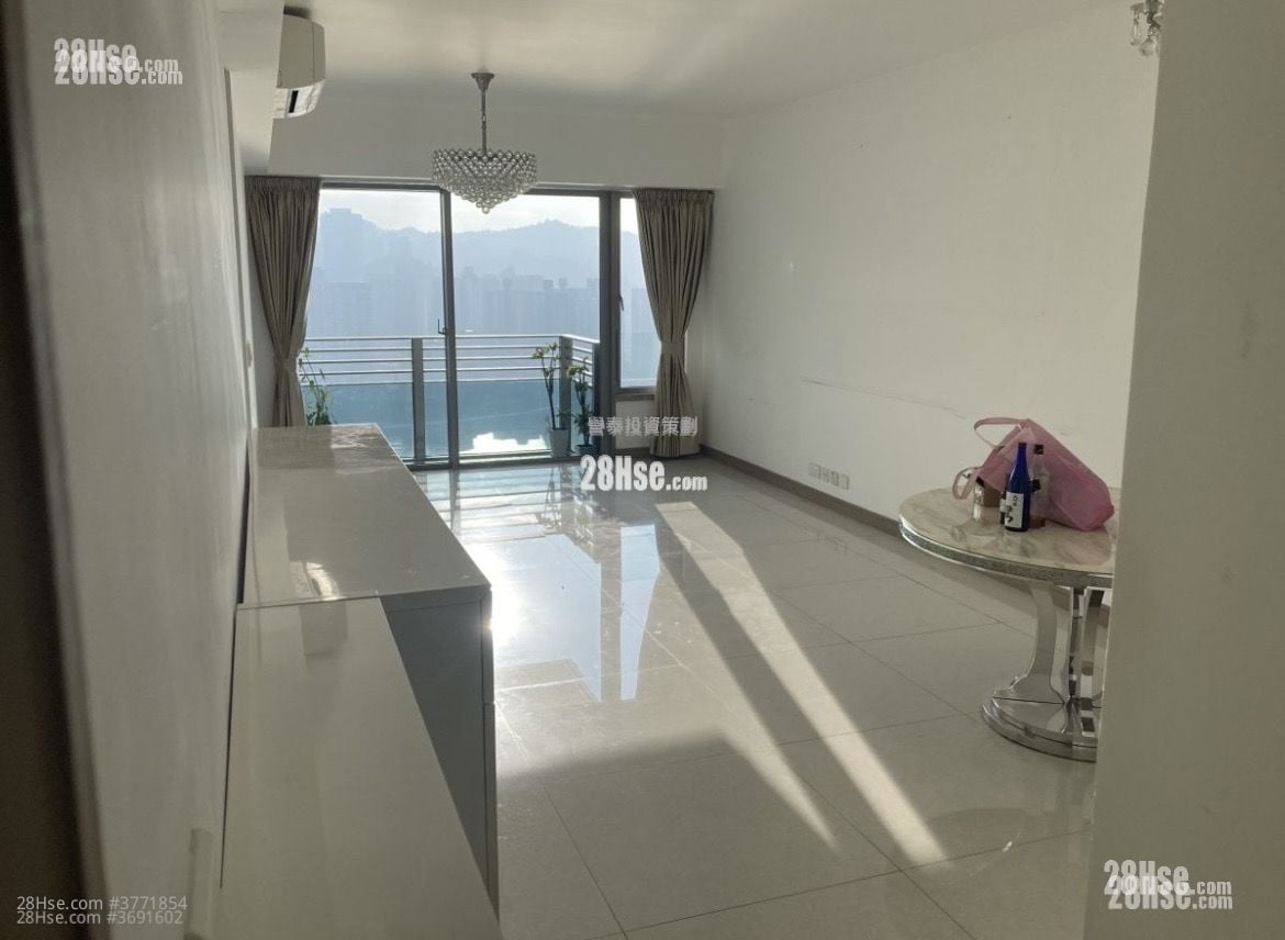 海之恋 售盘 4 房 , 2 浴室 1,153 平方尺