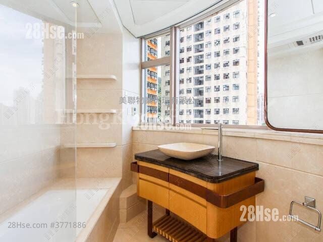 加多近山 售盘 3 房 , 2 浴室 915 平方尺