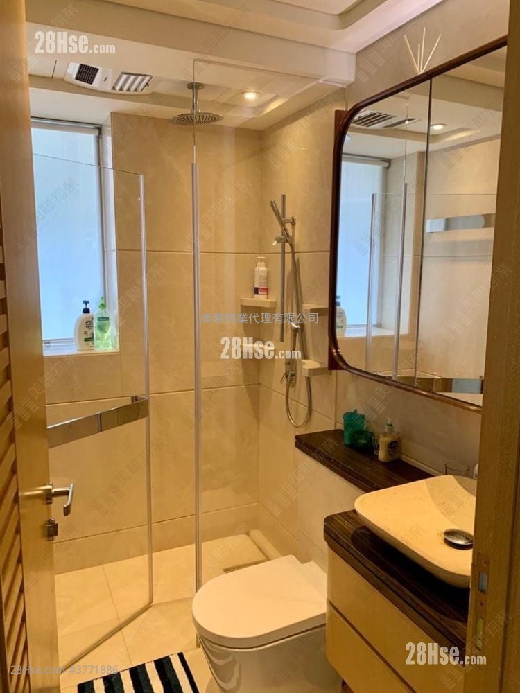 加多近山 售盘 3 房 , 2 浴室 915 平方尺