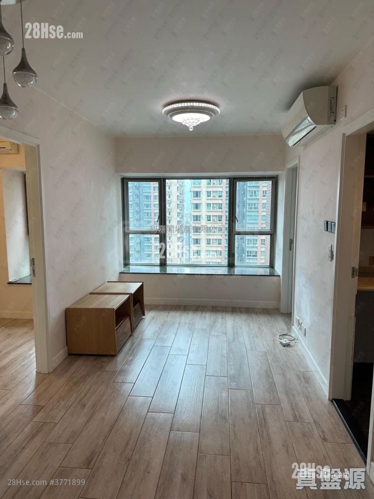 Park Central Sell 2 Bedrooms 406 ft²