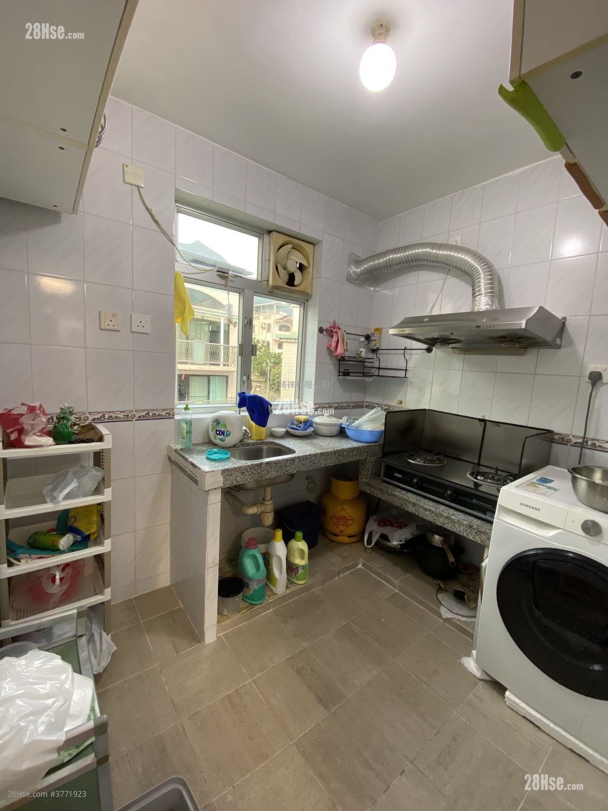 村屋 售盘 700 平方尺