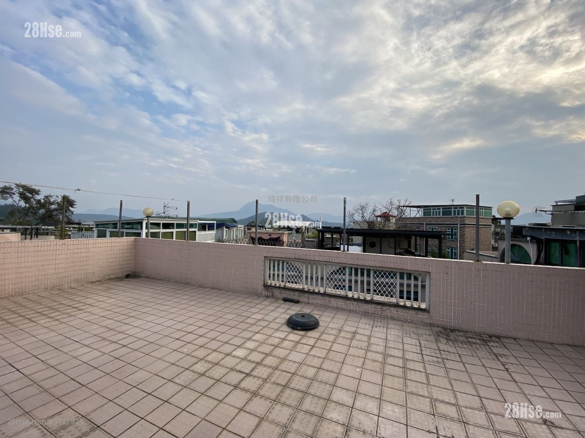 村屋 售盘 700 平方尺