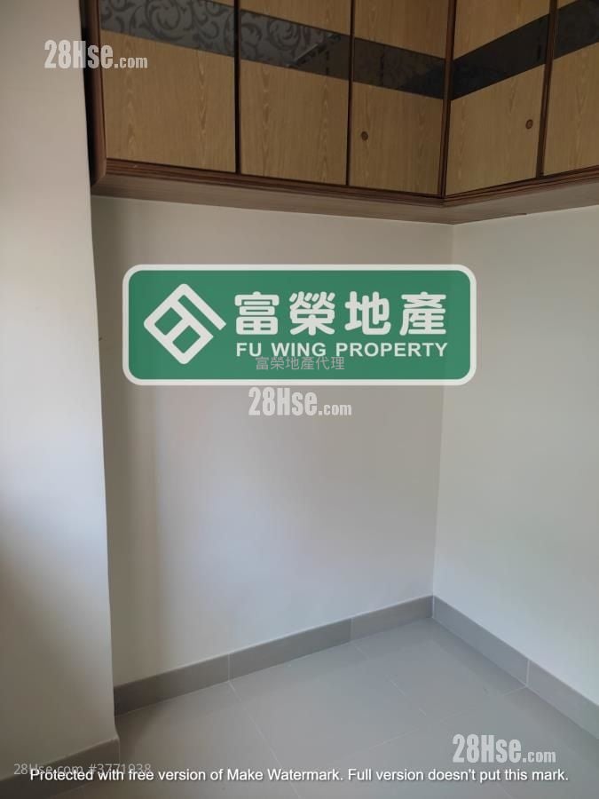 Wang Tak House Sell 2 Bedrooms , 1 Bathroom 312 ft²