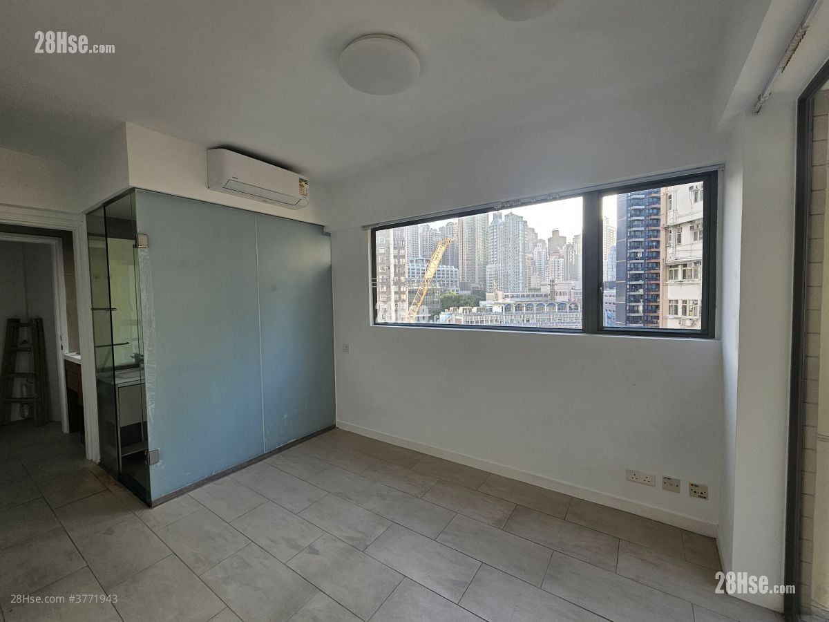 Urbana 38 Sell Studio , 1 Bathroom 220 ft²